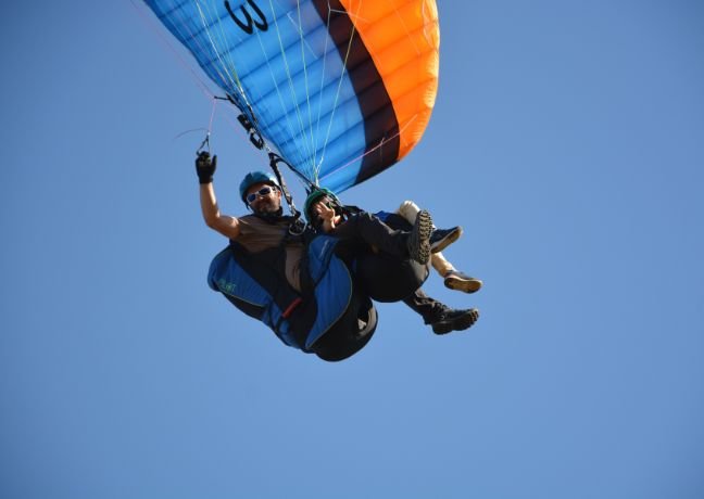 Paragliding